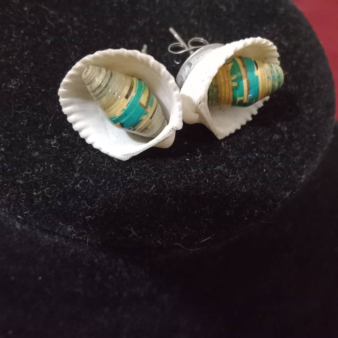 Push back stud seashell earrings with multi coloredbeads.